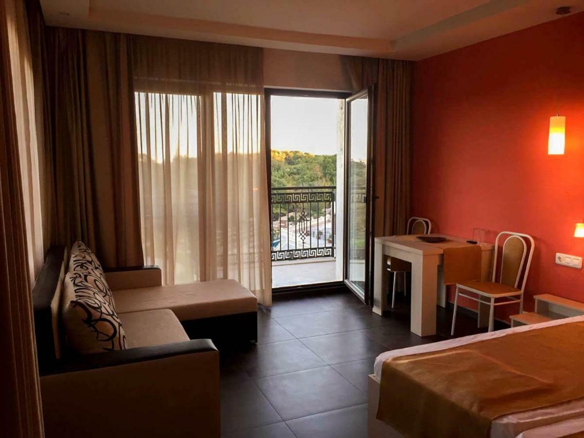 Studio Elegance Golden Sands Esterno foto